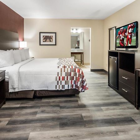 Red Roof Inn Дандрижд Екстериор снимка