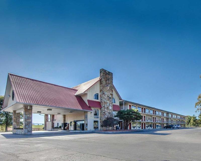 Red Roof Inn Дандрижд Екстериор снимка