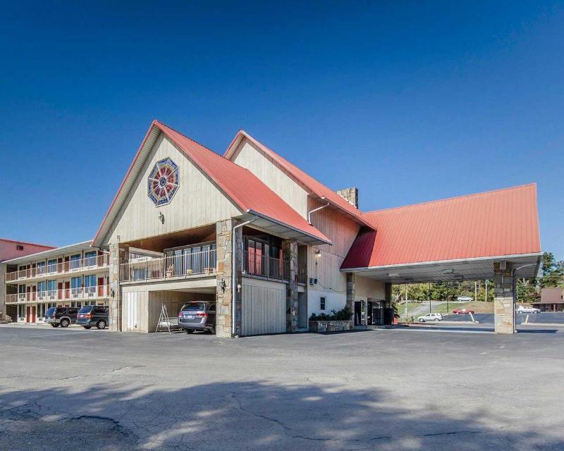 Red Roof Inn Дандрижд Екстериор снимка