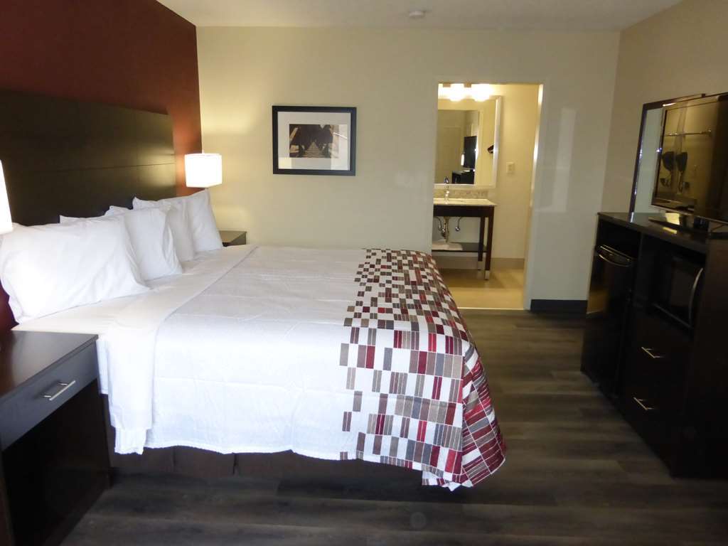 Red Roof Inn Дандрижд Стая снимка
