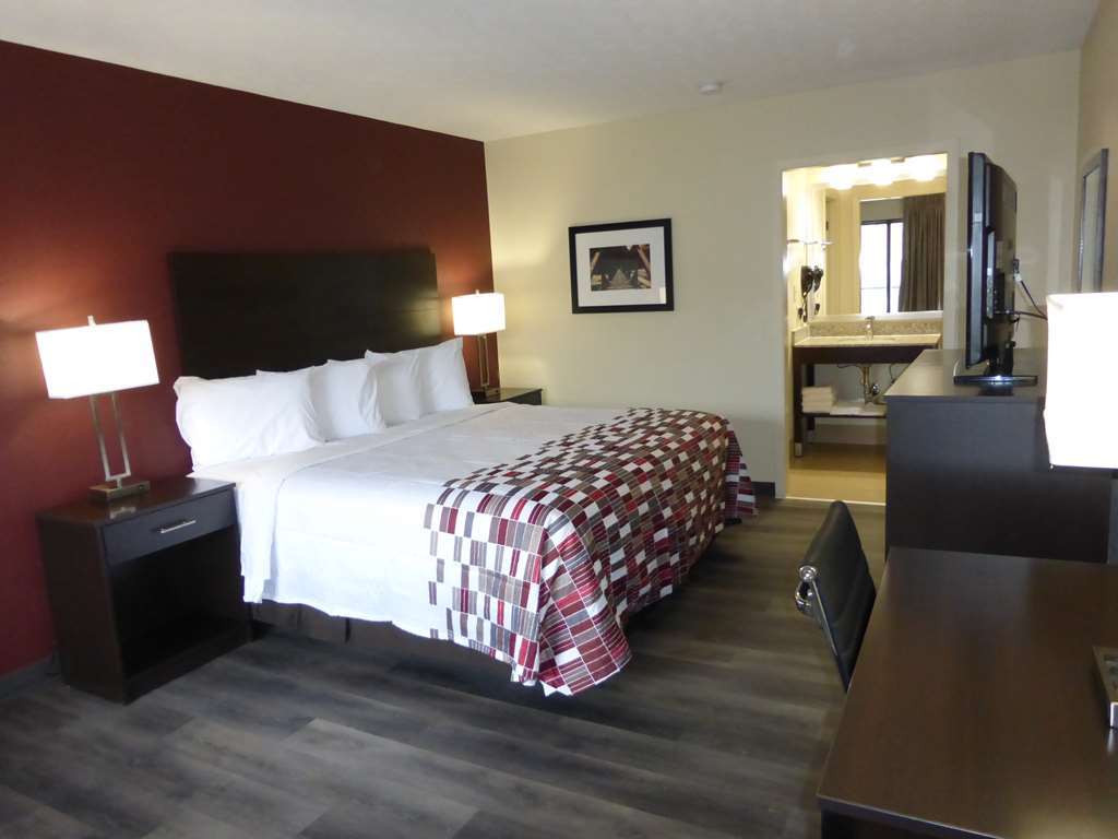 Red Roof Inn Дандрижд Стая снимка