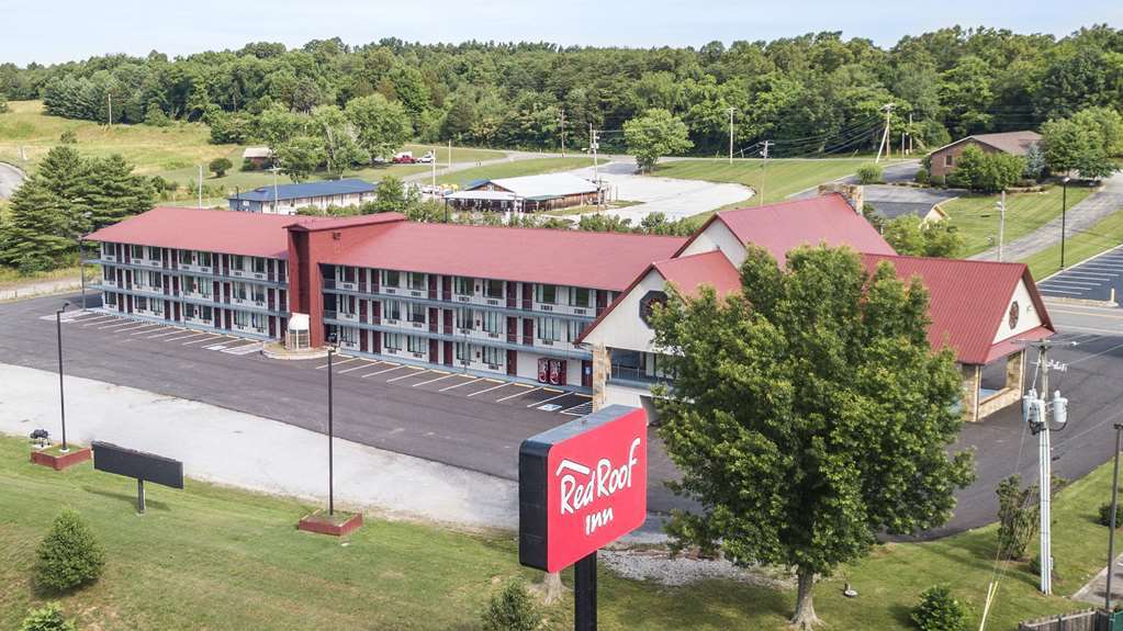 Red Roof Inn Дандрижд Екстериор снимка